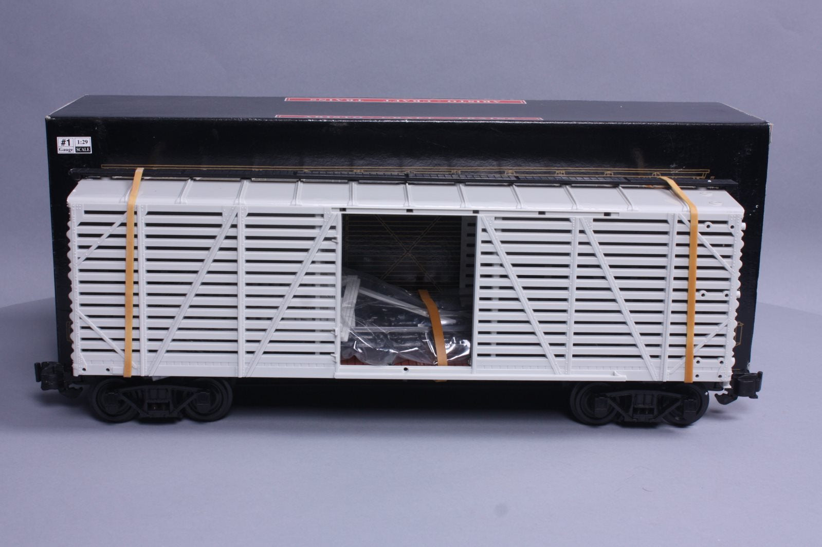 Aristo-Craft ART-46100 G Scale Undecorated Stock Car w/Plastic Wheels EX/Box