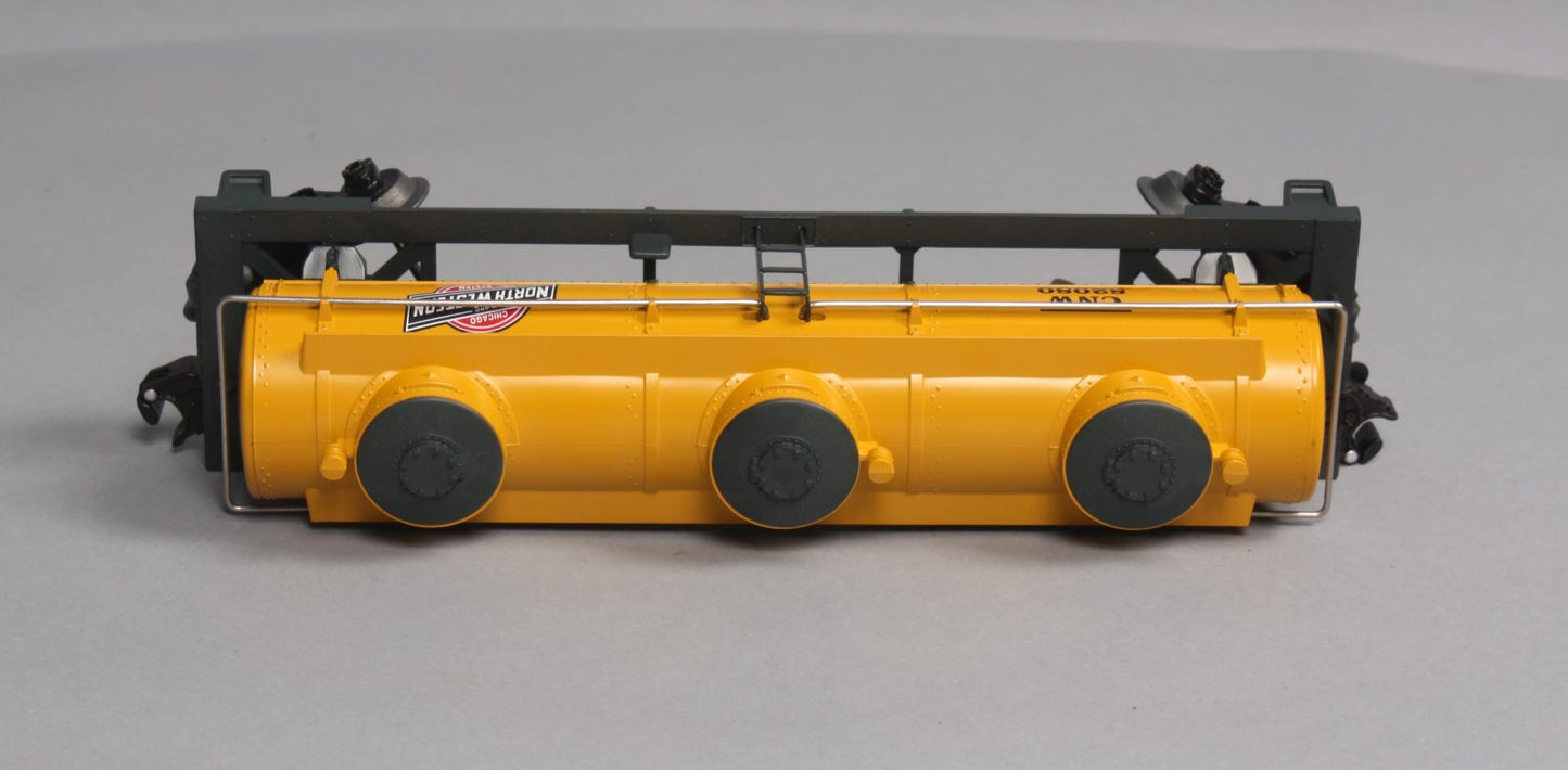 Lionel 6-82080 O Chicago and North Western 3-Dome Tank Car LN/Box