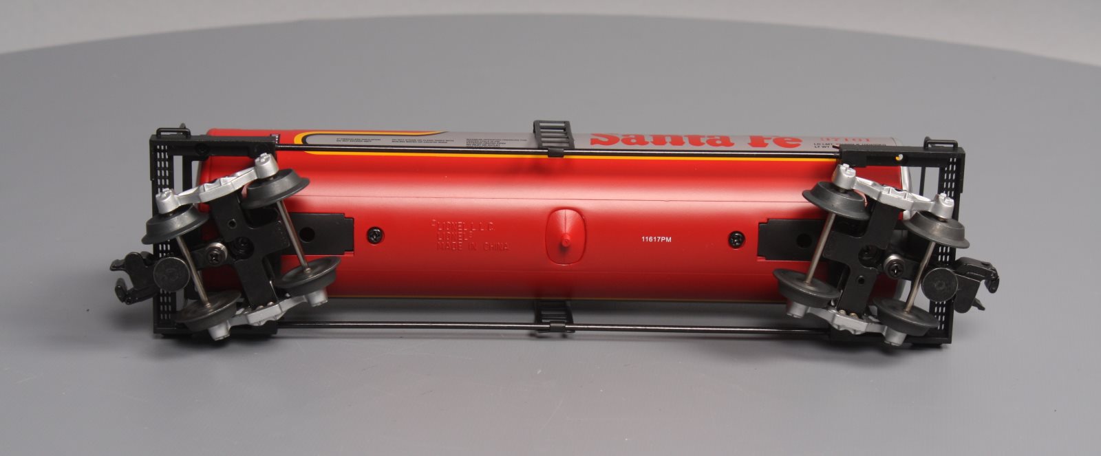 Lionel 6-83863 O Gauge LOTS Santa Fe Unibody Tank Car #37161 LN/Box