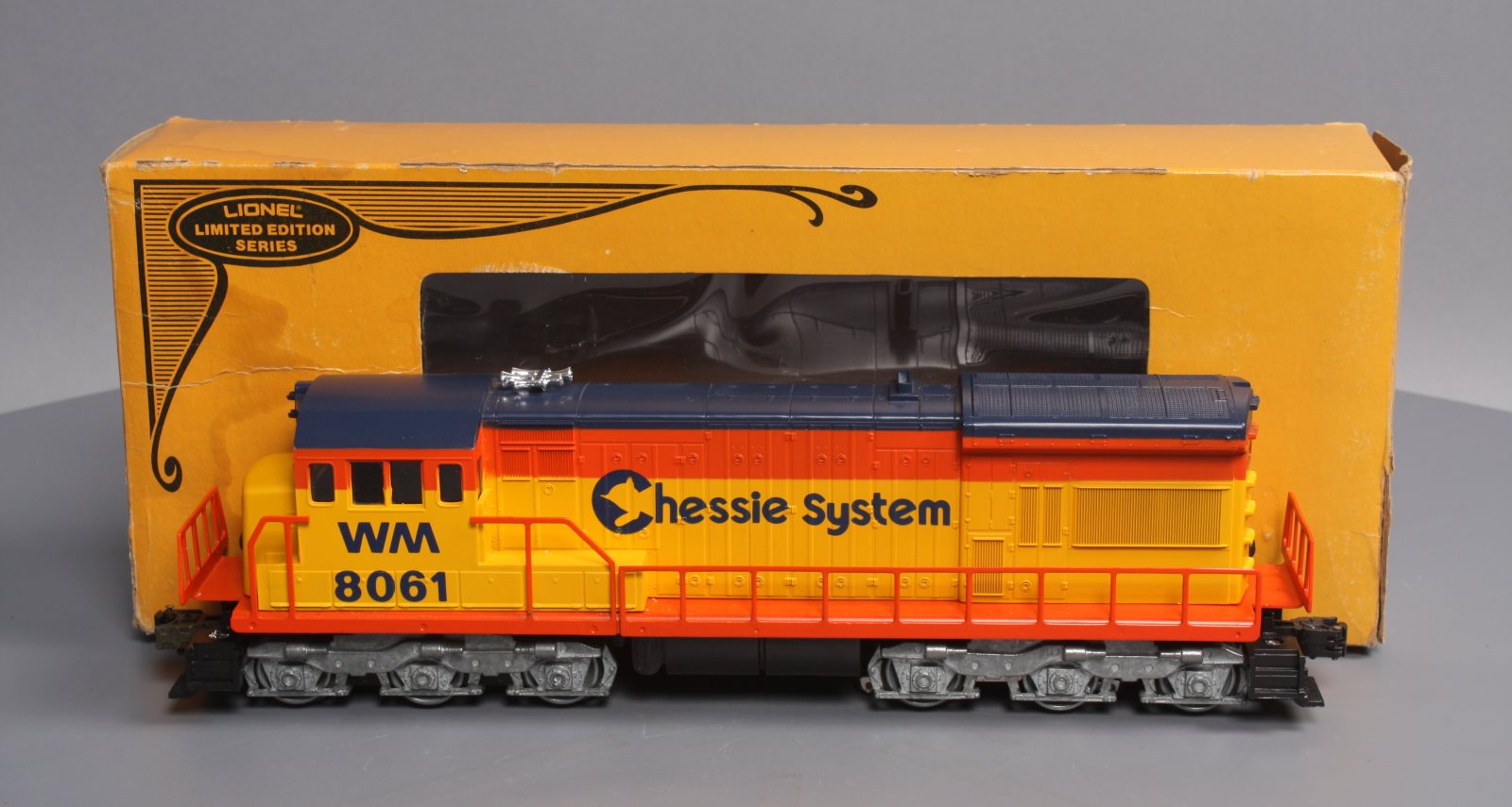 Lionel 6-8061 O Chessie Western Maryland U36C Powered Diesel Locomotive #8061 LN/Box