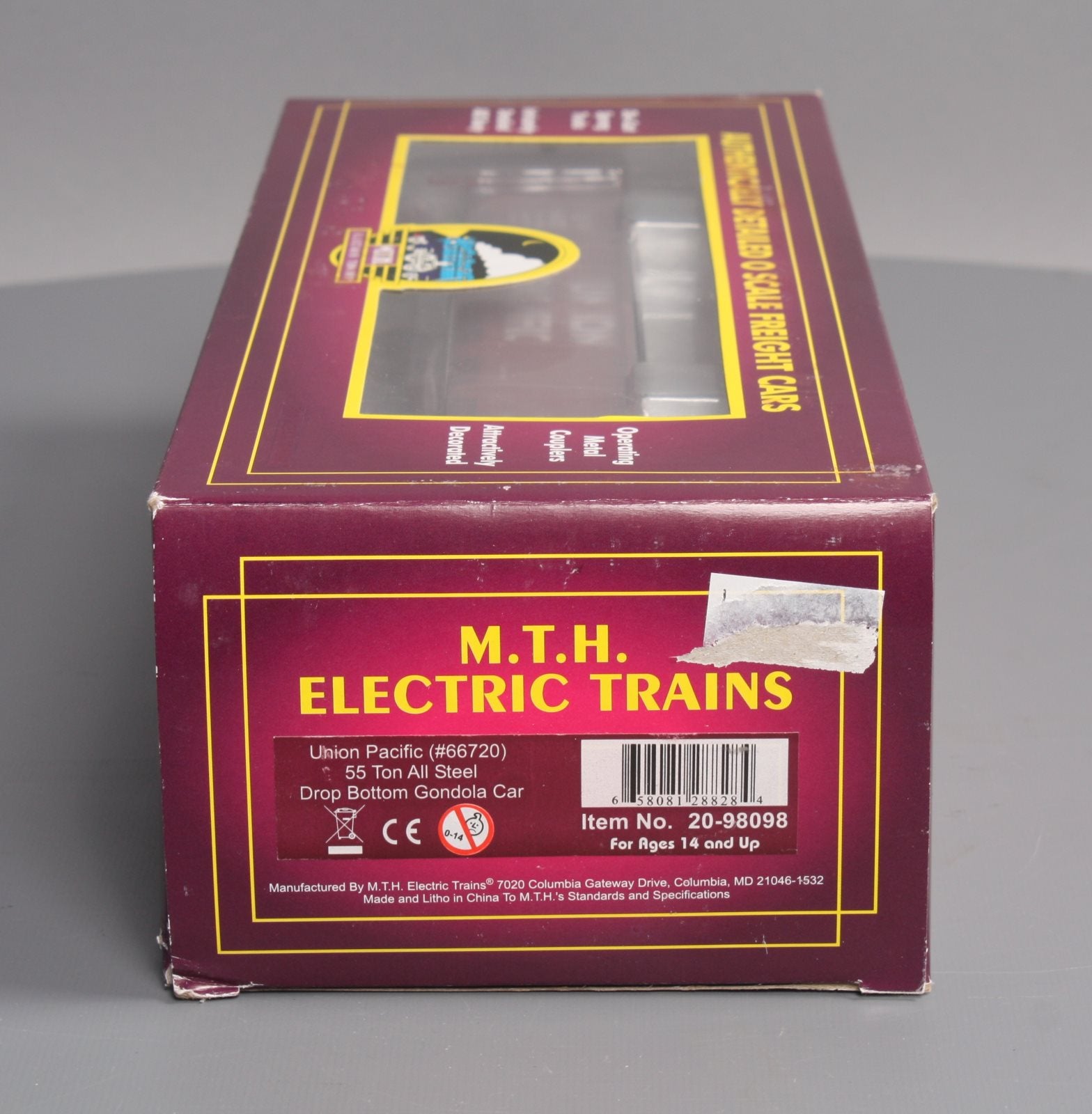 MTH 20-98098 O Gauge Union Pacific 55-Ton All Steel Drop-Bottom Gondola #66720