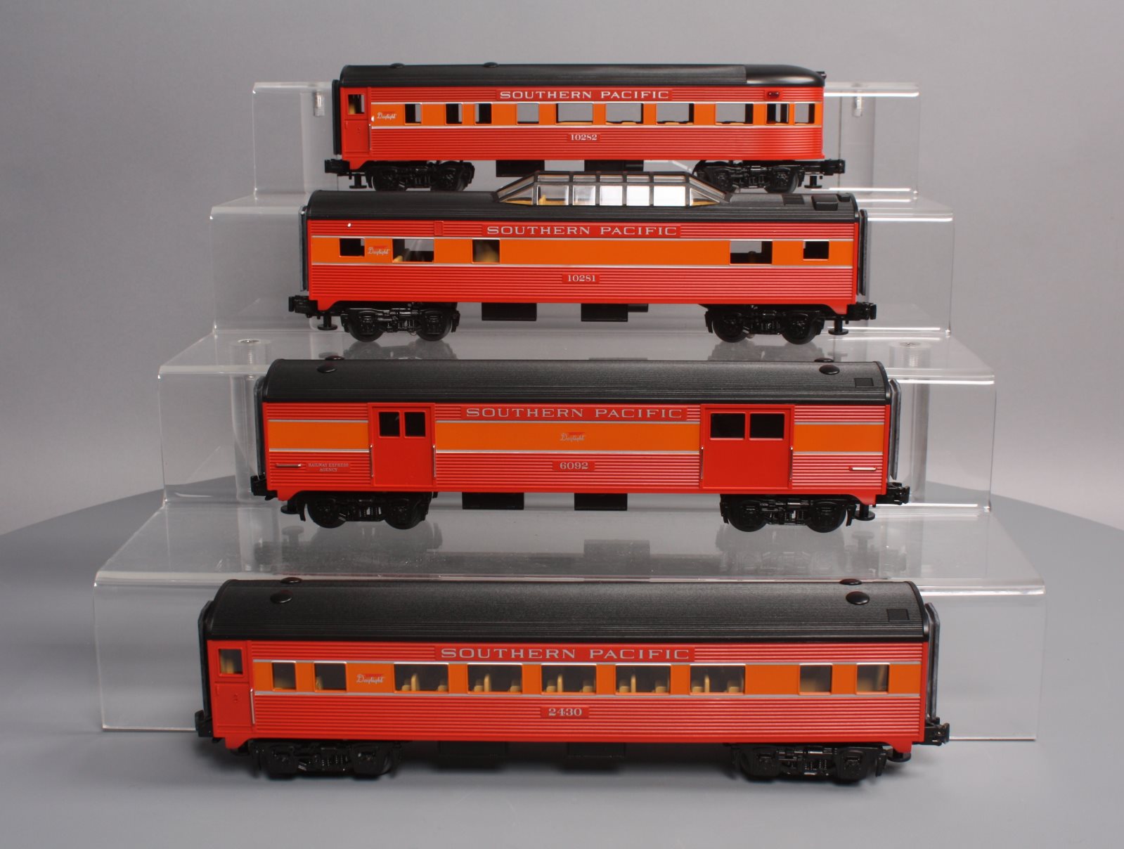 MTH 30-6060 O Southern Pacific O-27 Streamlined Passenger Set (Set of 4) MT/Box