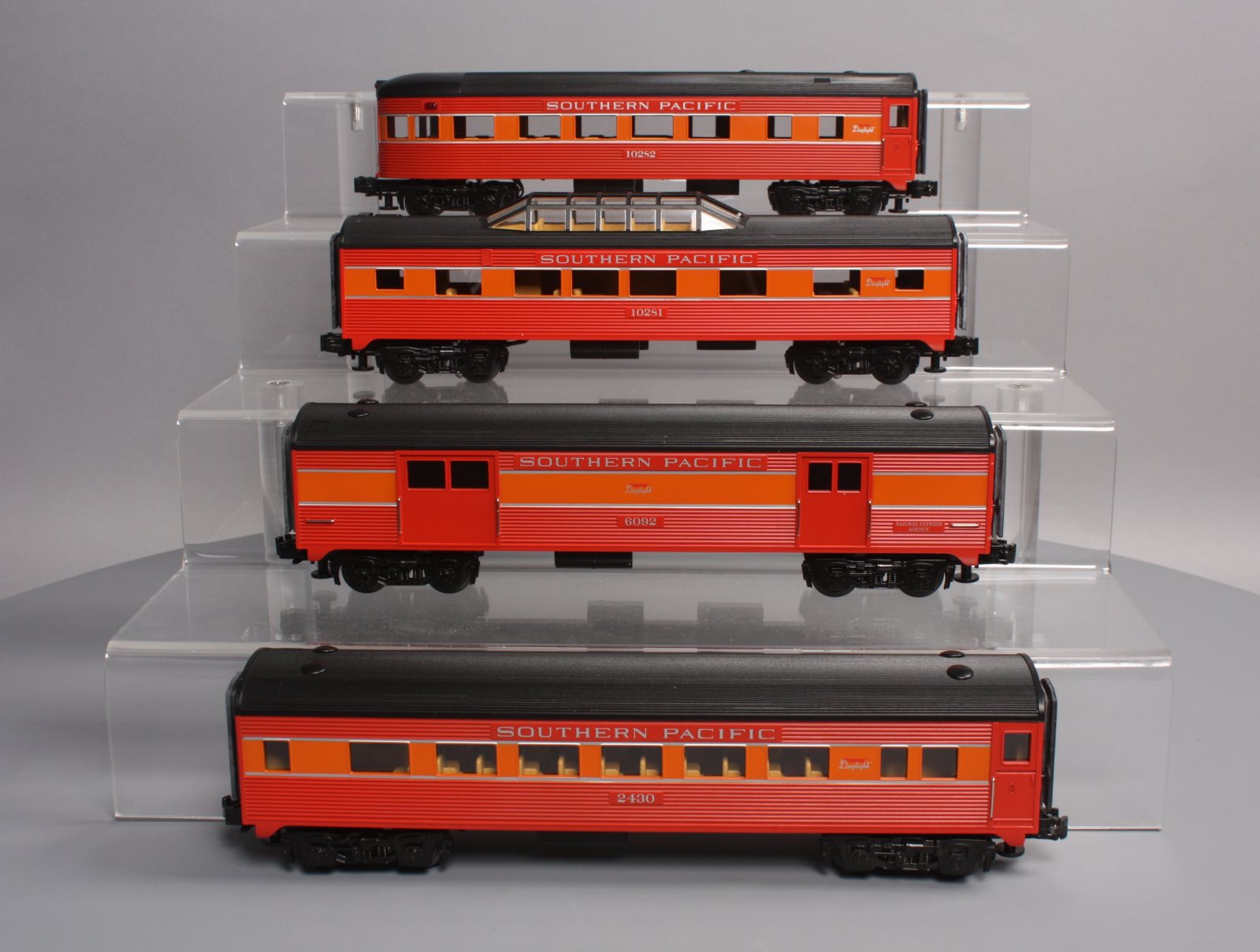 MTH 30-6060 O Southern Pacific O-27 Streamlined Passenger Set (Set of 4) MT/Box