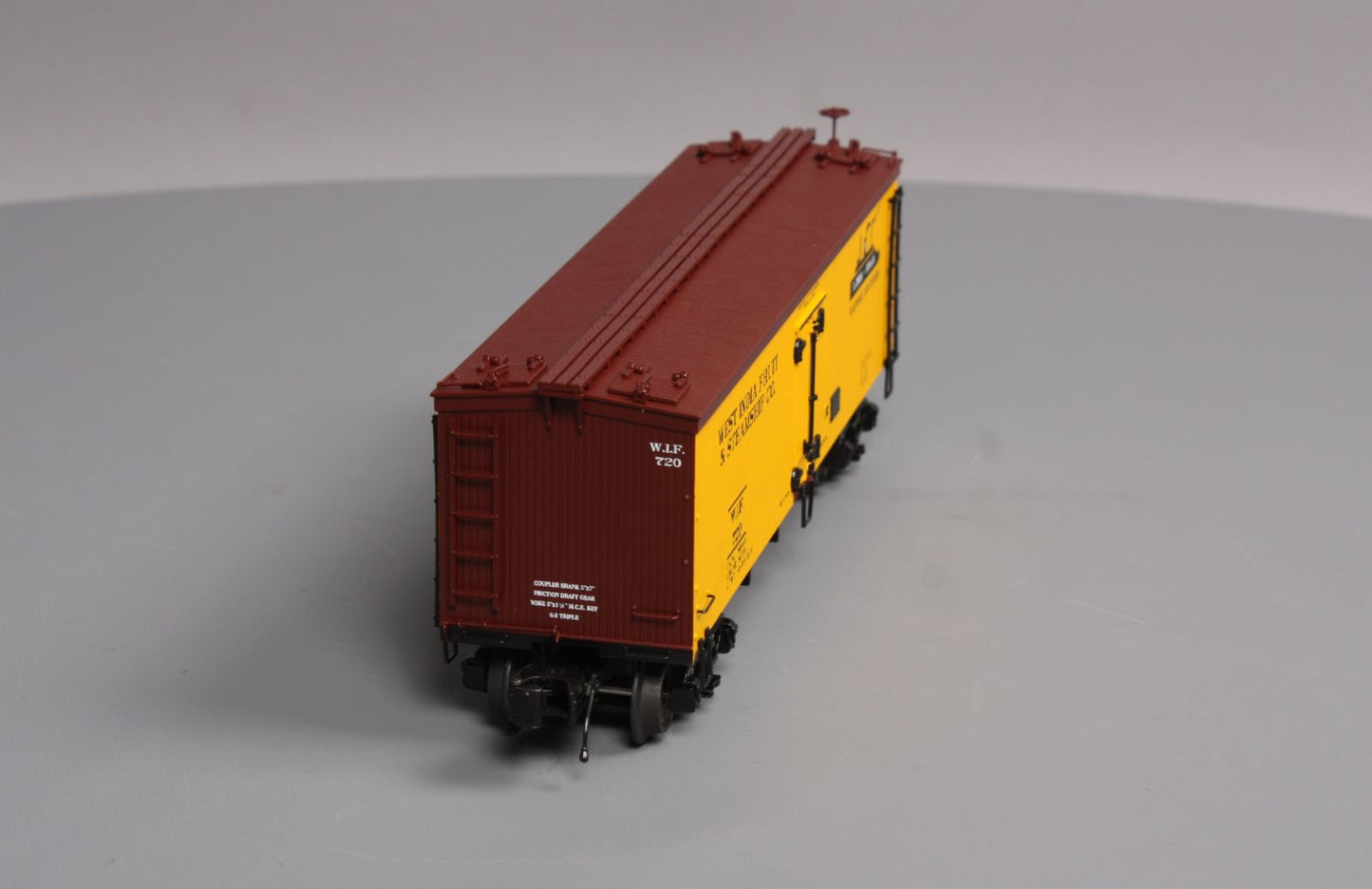 MTH 20-94359 West India Fruit & Steamship 36" Woodside Reefer #720 LN/Box
