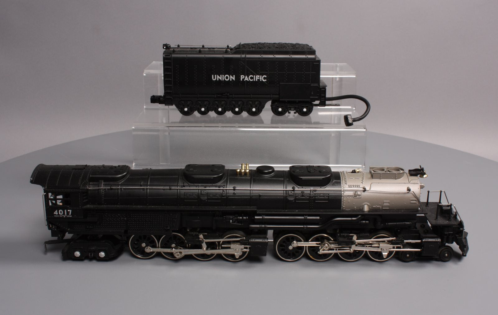 MTH 30-1287-1 O Gauge 4-8-8-4 UP Big Boy Steam Engine w/PS2 #4017 EX/Box