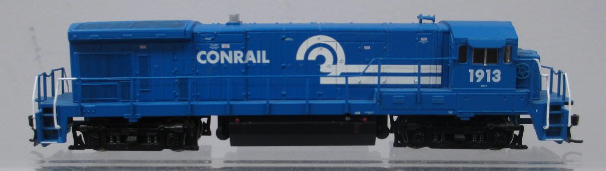 Atlas 49712 N Scale Conrail B23-7 Powered Diesel Locomotive