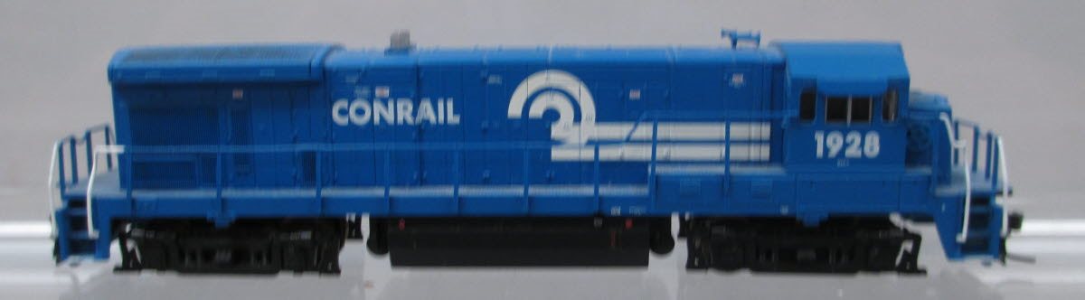 Atlas 49713 N Scale Conrail B23-7 Powered Diesel Locomotive #1928