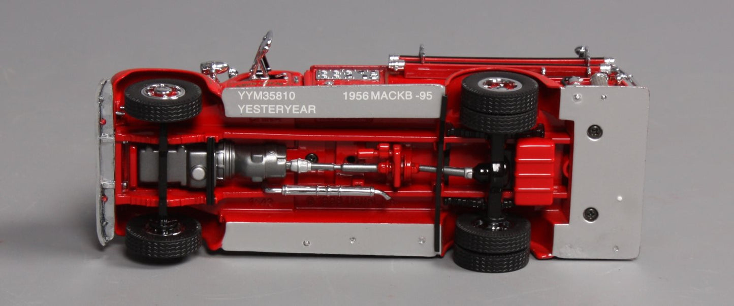 Matchbox YYM35810 1:43 1956 Mack B Fire Engine NIB