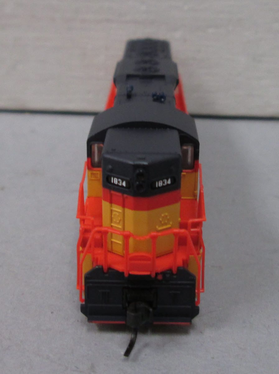 Atlas 53503 N Scale Chessie System B&O SD-9 Powered Locomotive #1834 LN/Box