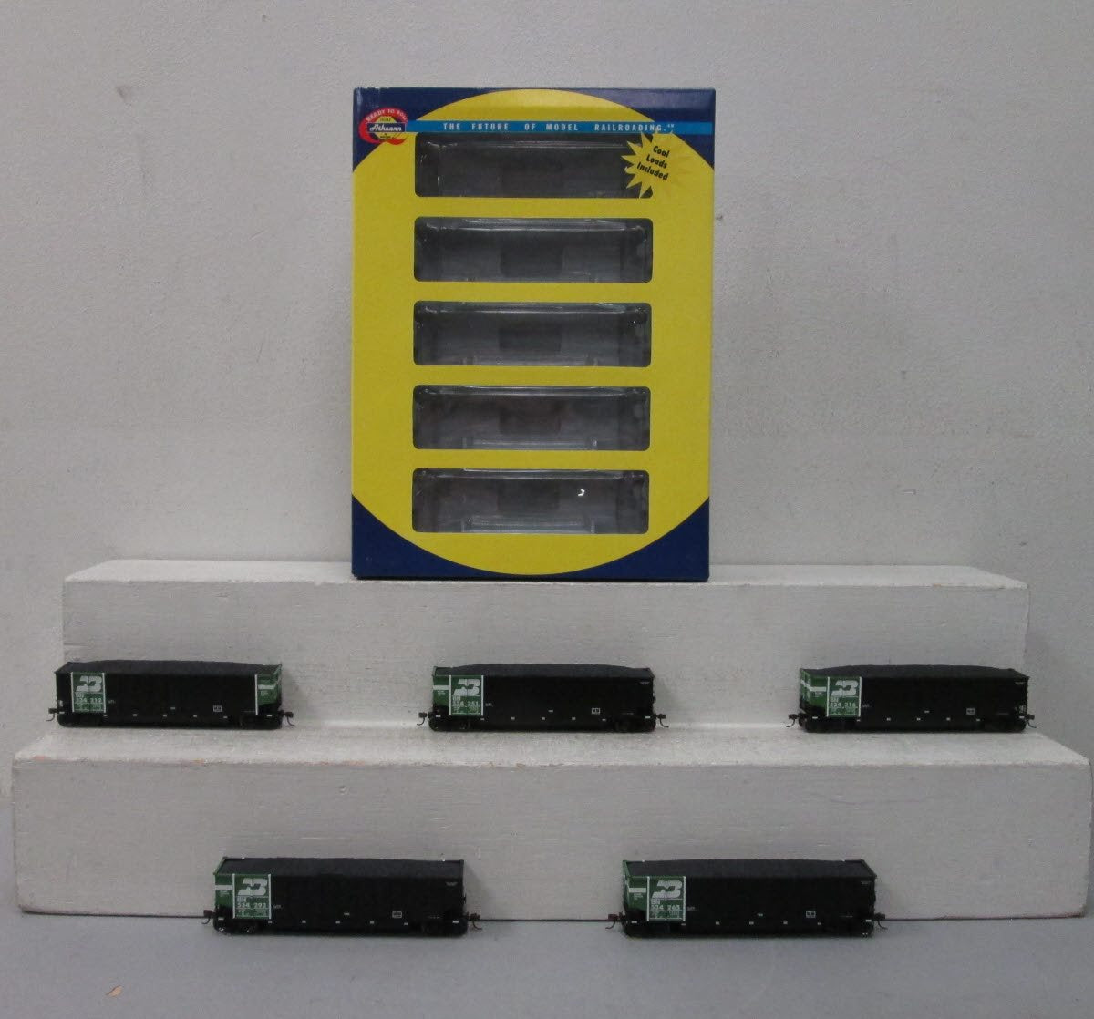 Athearn 93027 HO Scale Burlington Northern #3 BethGon Coalporter 5-Pack LN/Box