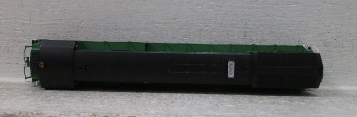 tlas 7305 HO Burlington Northern GE U30C Diesel Locomotive Standard DC #5334