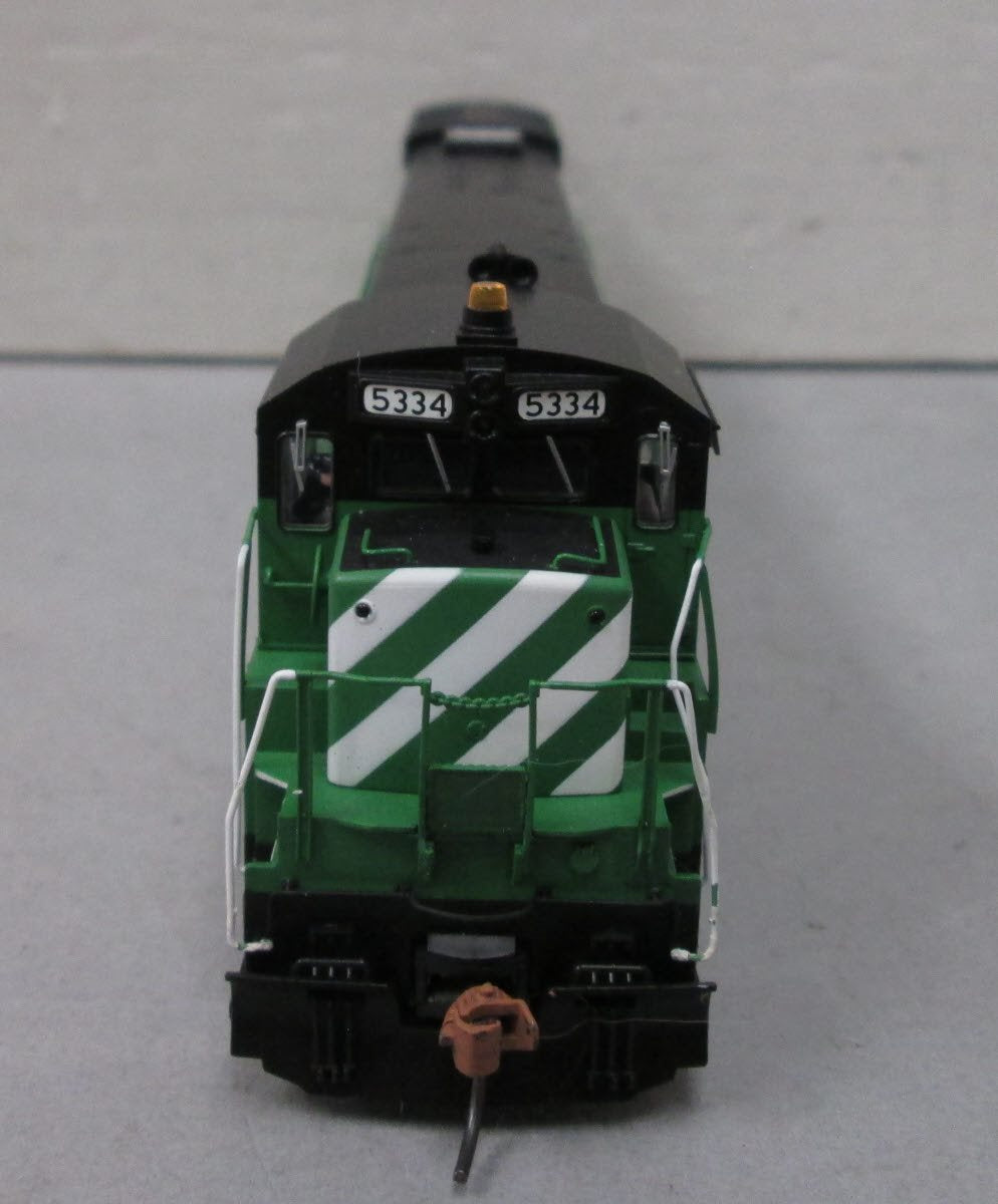 tlas 7305 HO Burlington Northern GE U30C Diesel Locomotive Standard DC #5334