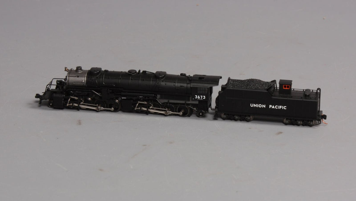 Life Like 7580 N Scale Union Pacific 2-8-8-2 Steam Locomotive & Tender #3673 LN/Box