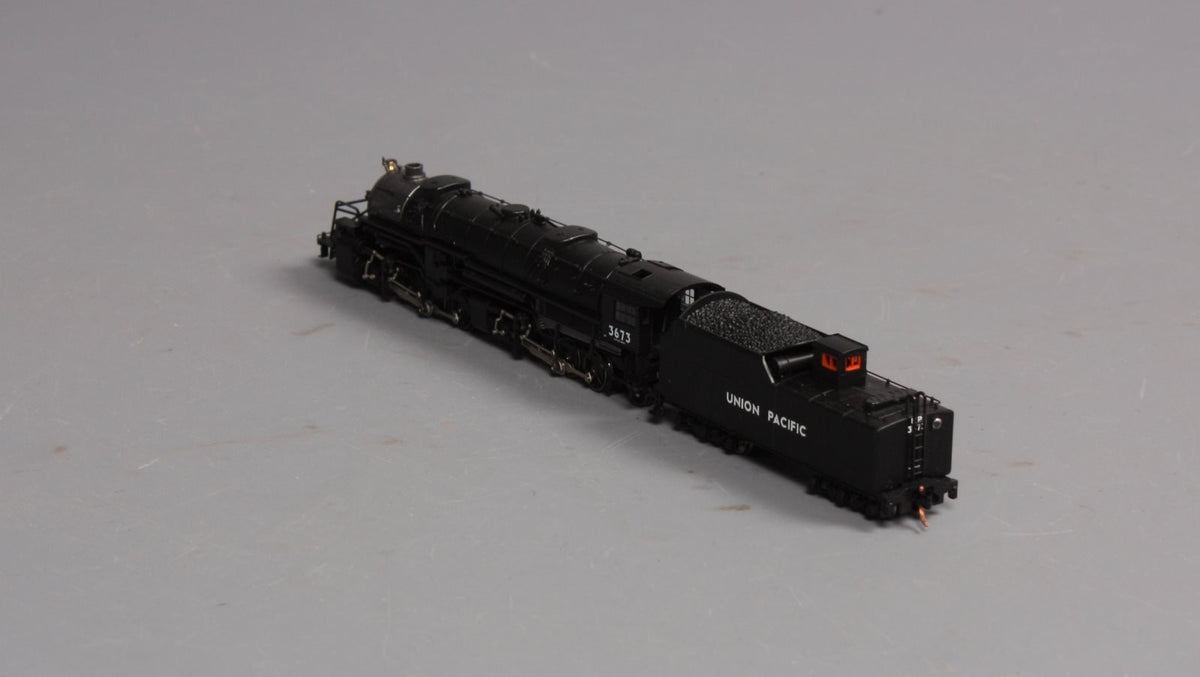 Life Like 7580 N Scale Union Pacific 2-8-8-2 Steam Locomotive & Tender #3673 LN/Box
