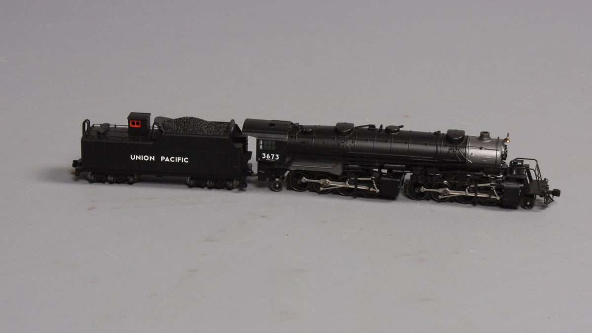 Life Like 7580 N Scale Union Pacific 2-8-8-2 Steam Locomotive & Tender #3673 LN/Box
