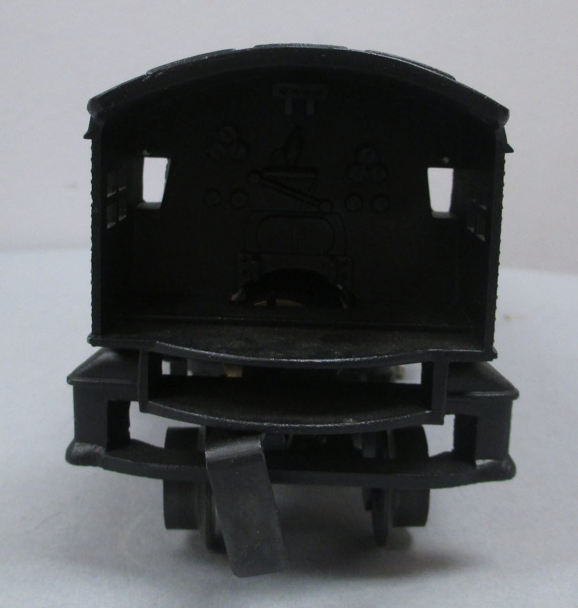 Lionel 6-18669 O Gauge Illinois Central 4-6-2 Pacific Locomotive & Tender #2099 NIB