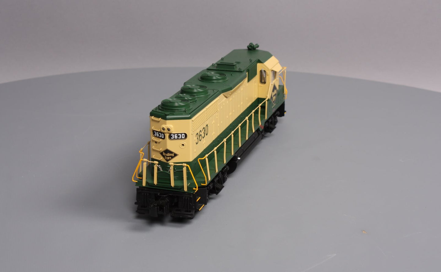 Lionel 6-38973 Reading Legacy GP35 Diesel Locomotive #3630
