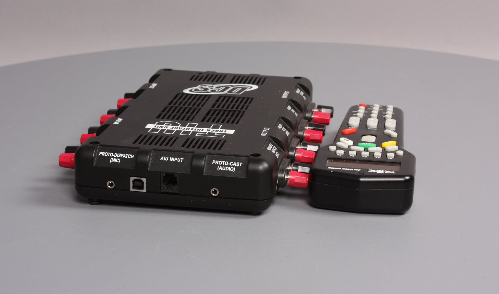 MTH 50-1001 DCS Track Interface Unit & Remote Control - USB Version (Rev. L) LN/Box