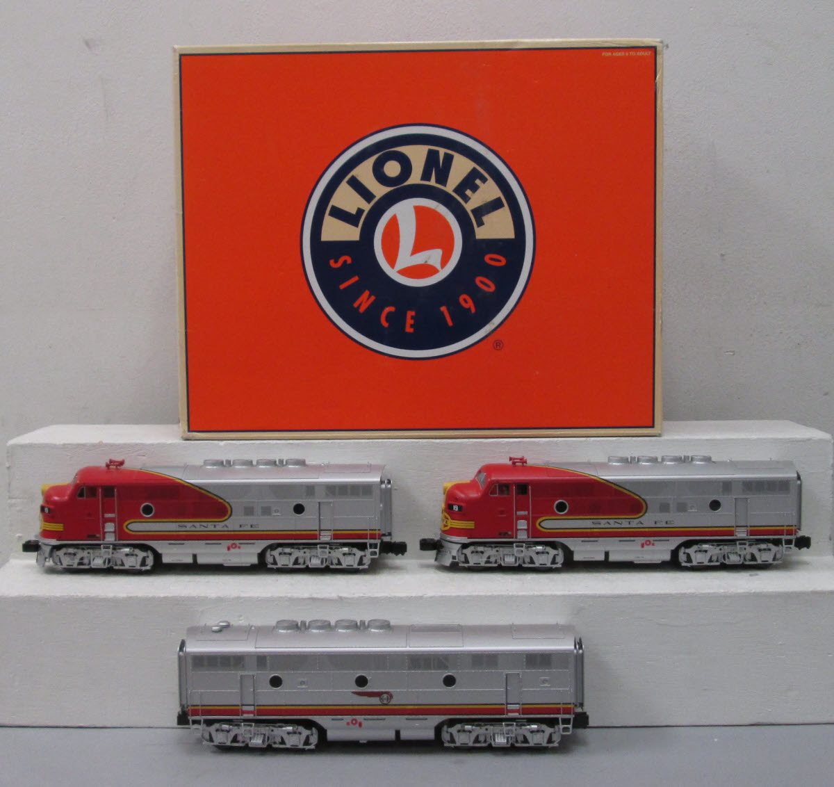 Lionel 6-14588 O Santa Fe F3 ABA Diesel Locomotive Set LN/Box