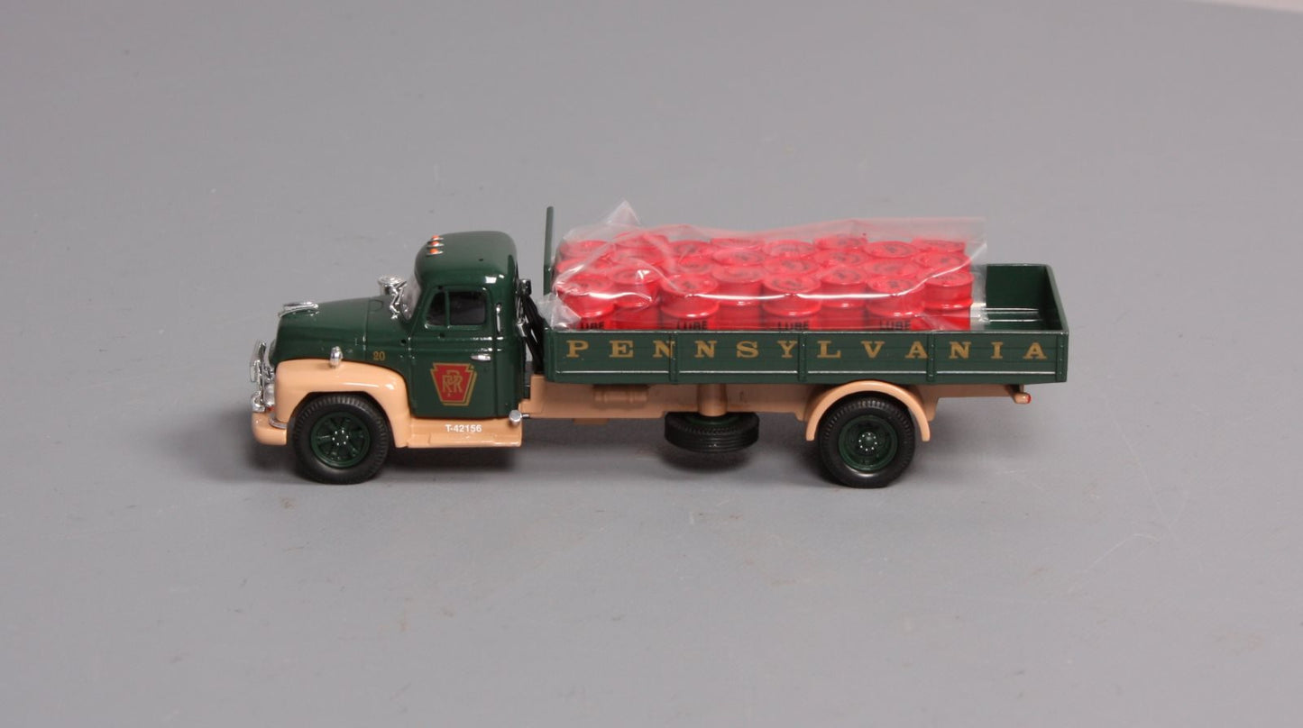 Corgi US52908 1:50 Pennsylvania Railroad Diamond T620 Dropside Truck