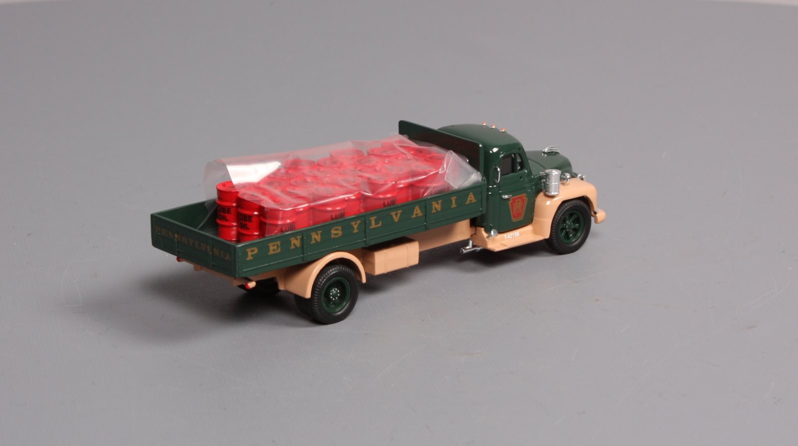 Corgi US52908 1:50 Pennsylvania Railroad Diamond T620 Dropside Truck