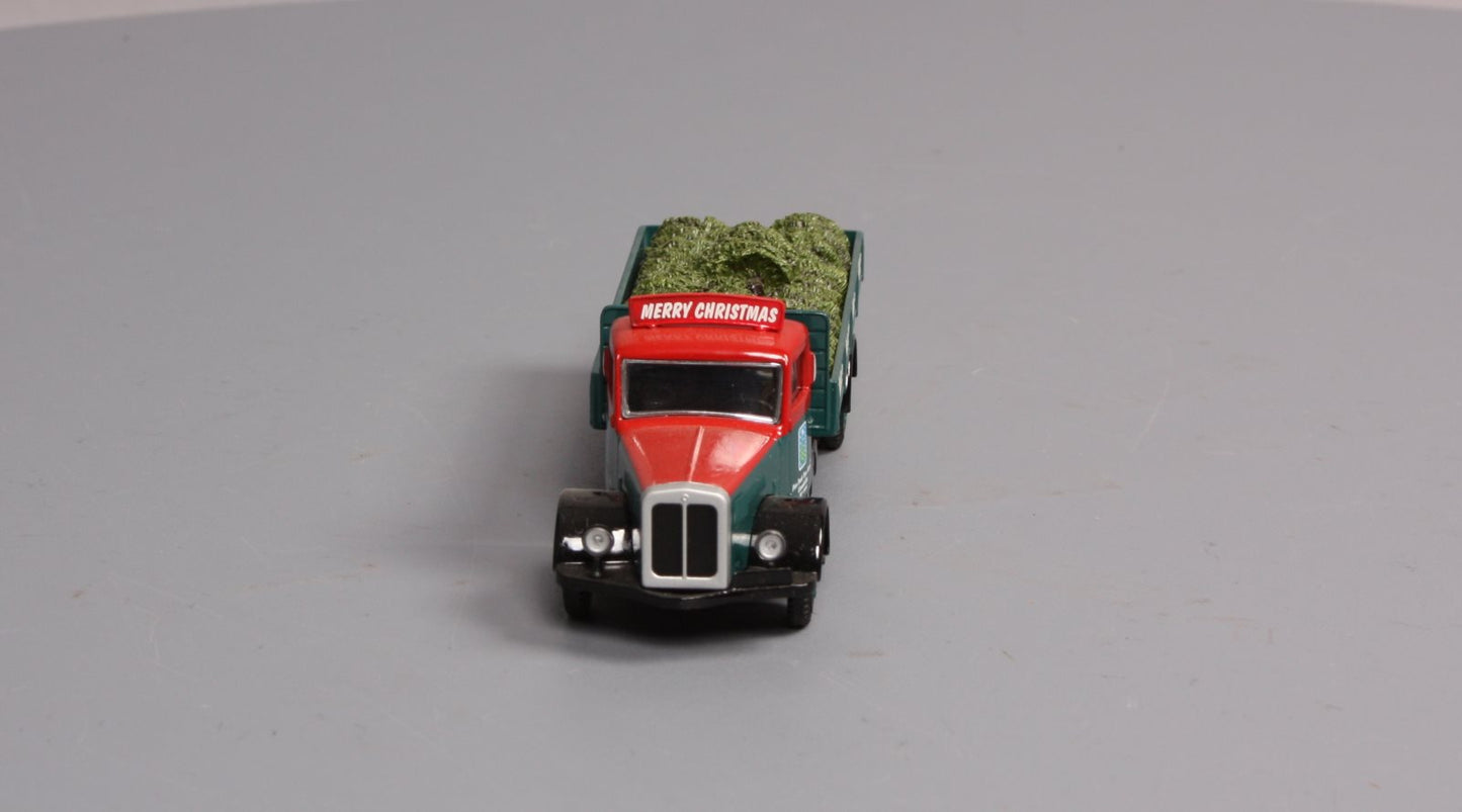 Corgi US74503 1:50 Scale Pine Peak Tree Farm Truck Flatbed W/Christmas Trees