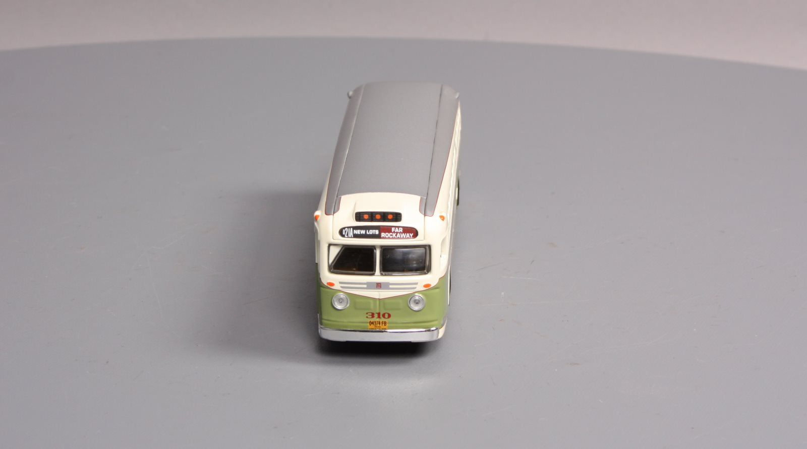 Corgi US54019 1:50 GM 4507 Old Look Green Bus Lines