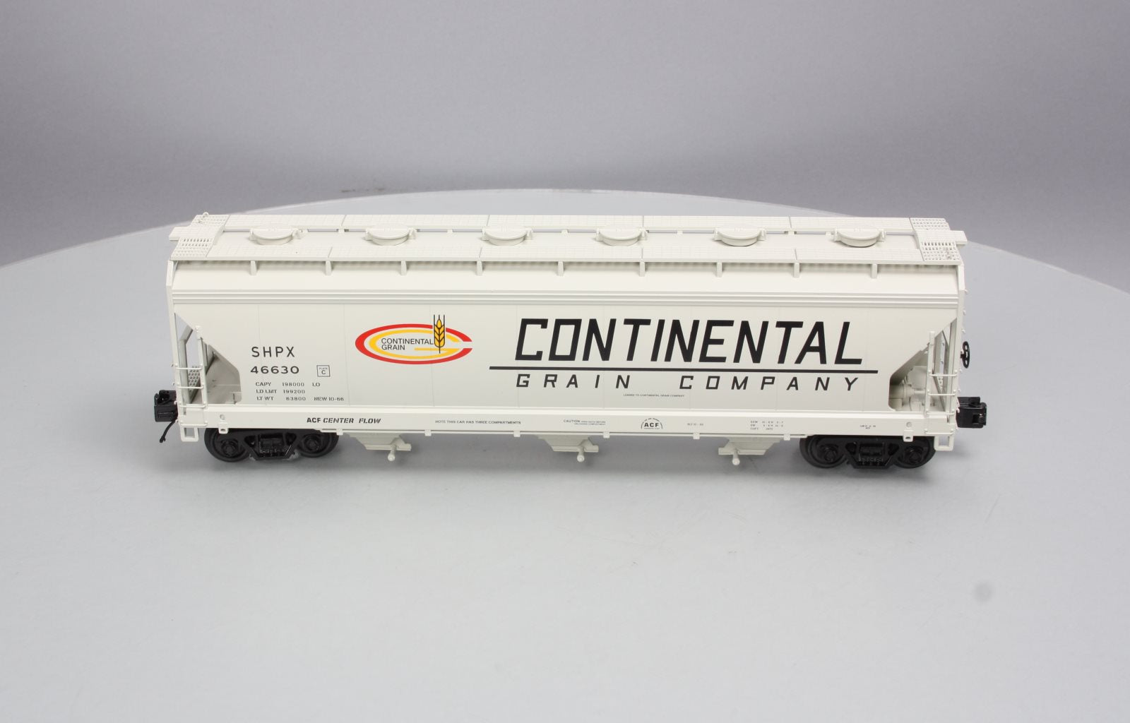 MTH 20-97882 O MTHRRC-2018 Continental Grain Company 3-Bay Centerflow Hopper LN/Box