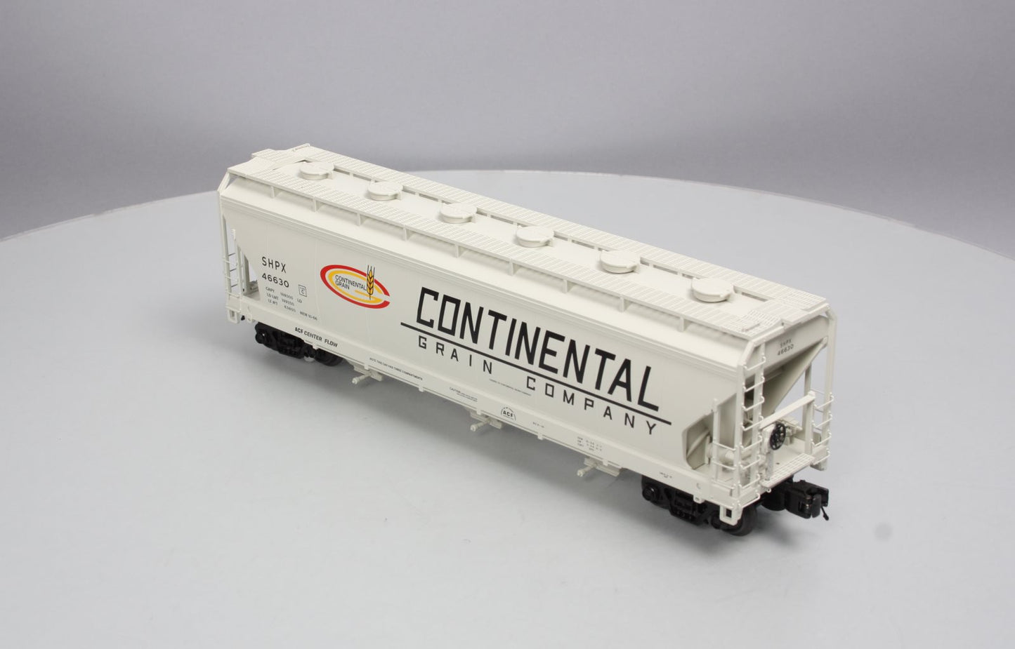 MTH 20-97882 O MTHRRC-2018 Continental Grain Company 3-Bay Centerflow Hopper LN/Box