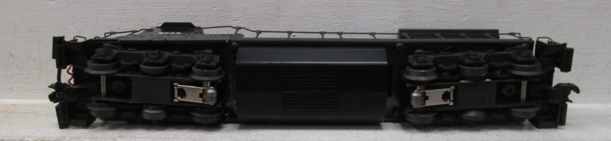 Lionel 6-18213 O Gauge Norfolk Southern Dash 8 40-C Diesel Locomotive #8688 EX/Box