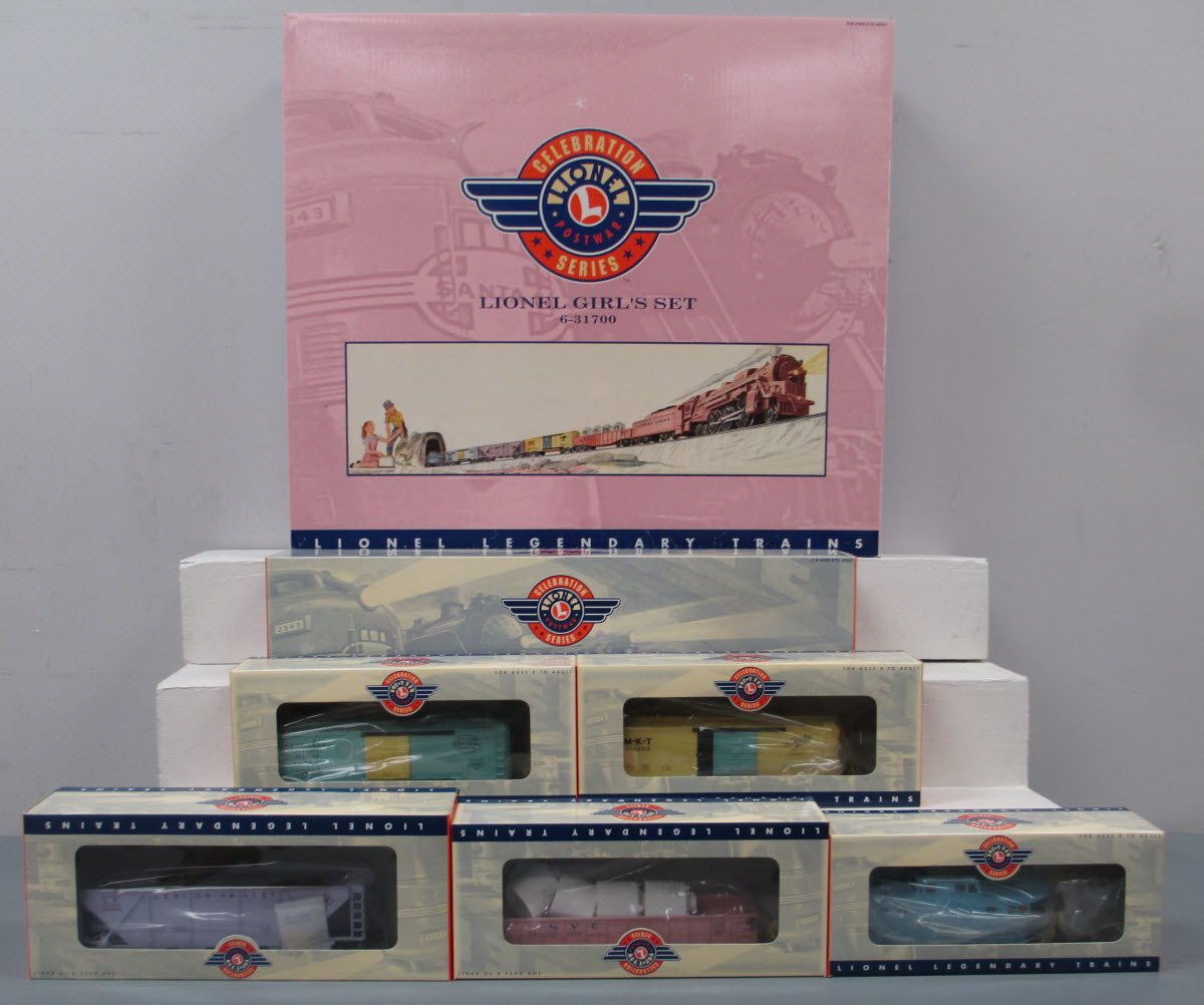Lionel 6-31700 O Gauge Girl's Steam Train Set NIB
