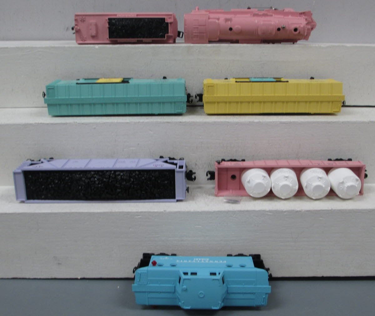 Lionel 6-31700 O Gauge Girl's Steam Train Set NIB