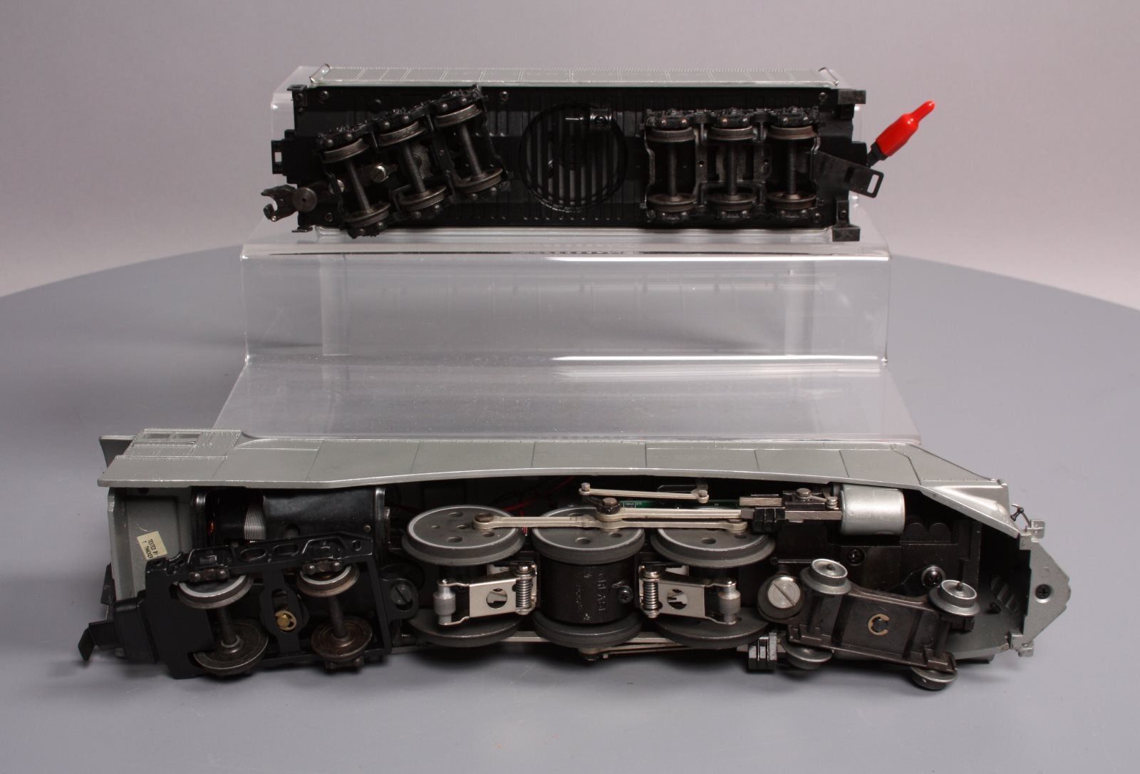 Lionel 6-18045 O Gauge NYC Commodore Vanderbilt 4-6-4 Steam Locomotive & Tender EX/Box