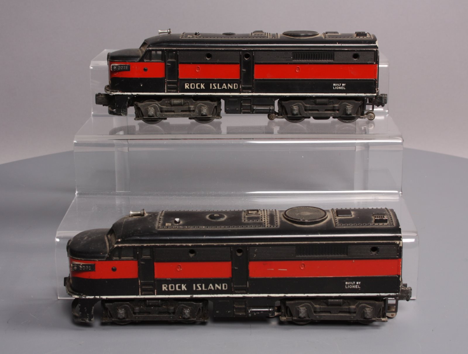Lionel 2031 Vintage O Rock Island Alco AA Diesel Locomotive Set VG