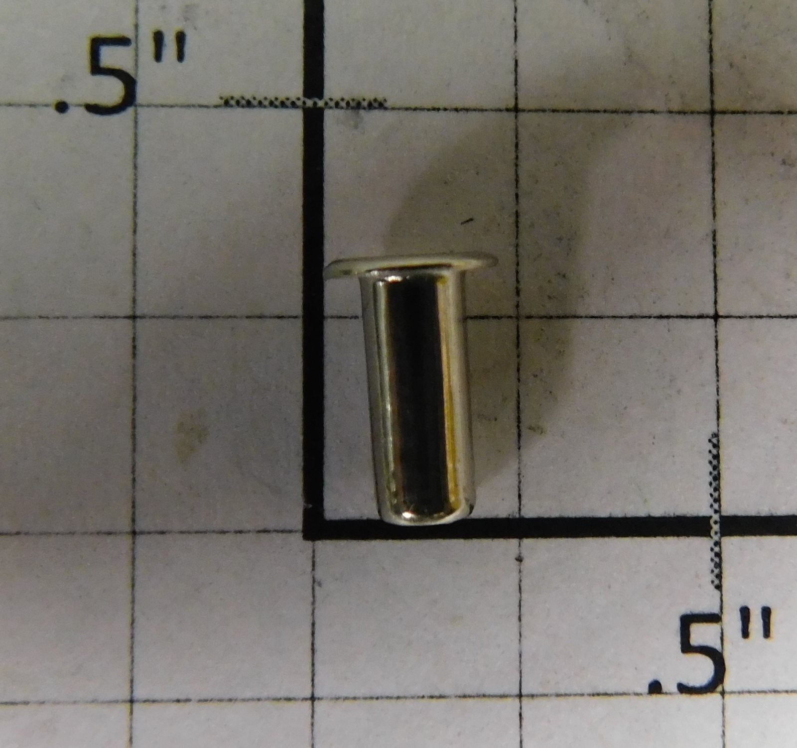 Lionel 385-54 Steam Chest Crosshead Guide Eyelet