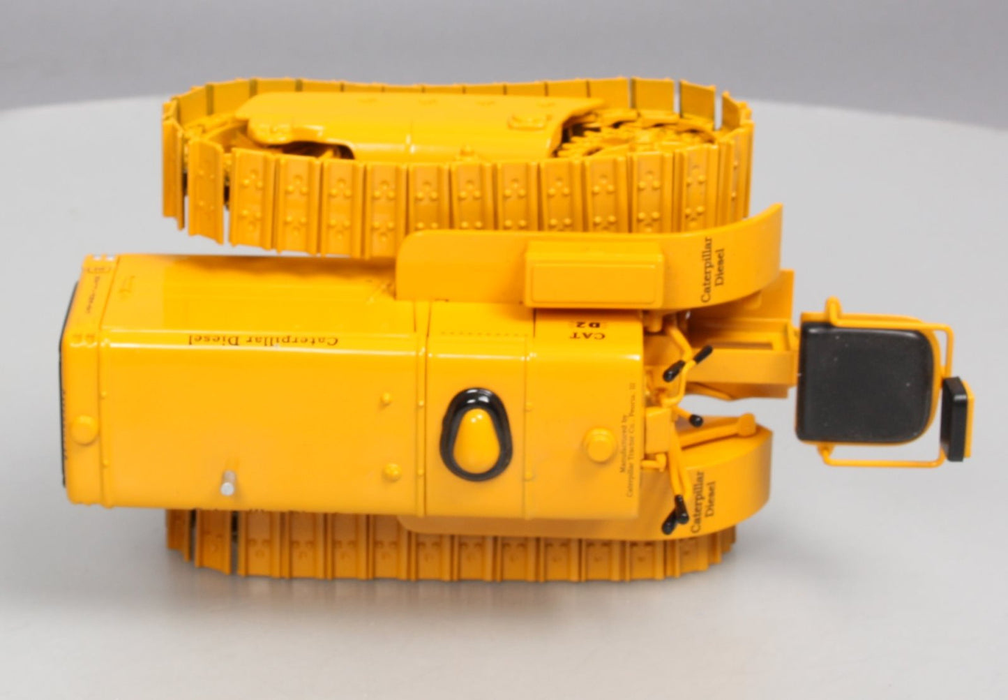 SpecCast CUST-781 1:16 Caterpillar D2 Track-Type Tractor LN/Box