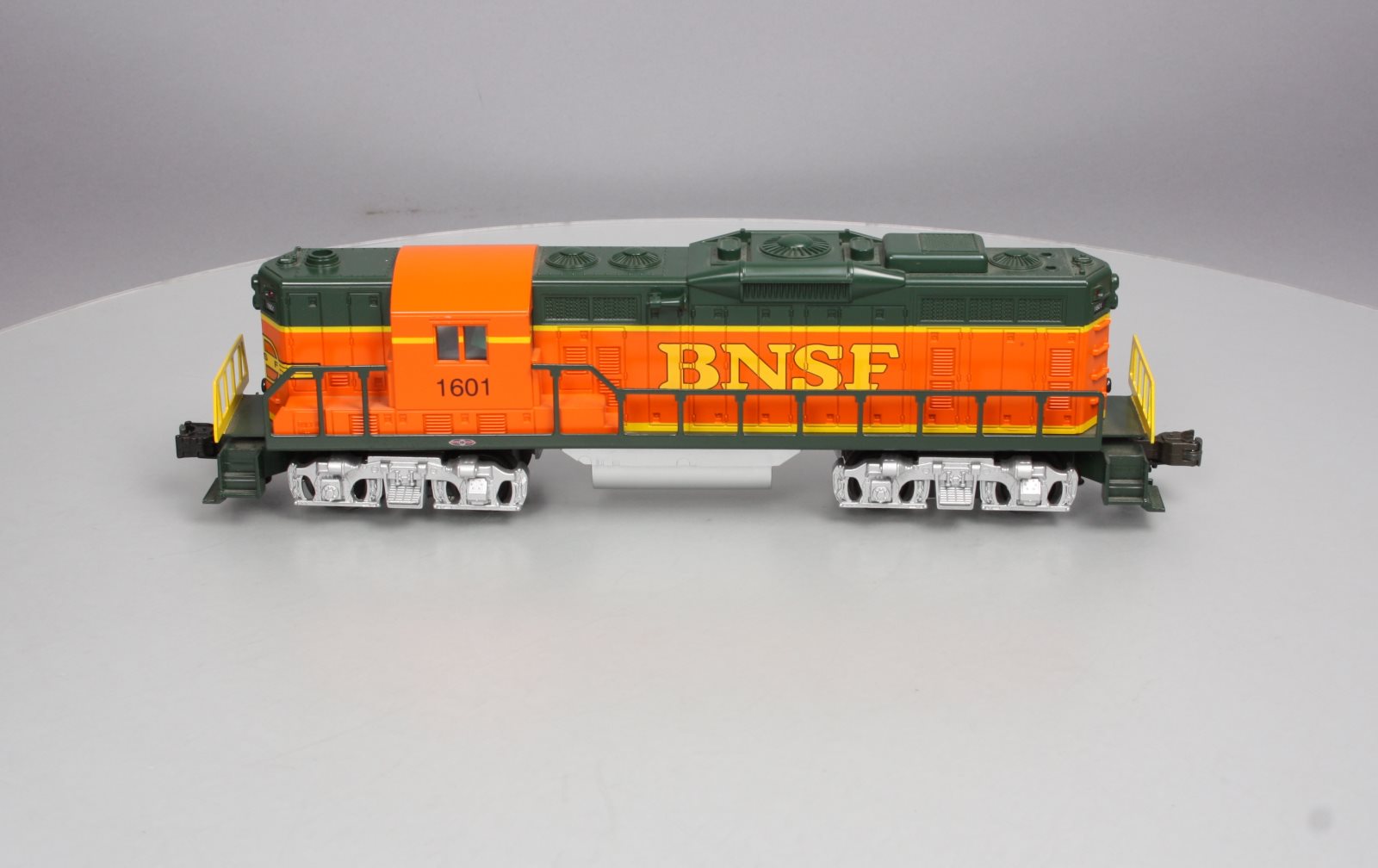Williams GP506 O Gauge BNSF GP9 Powered Diesel #1601 EX/Box