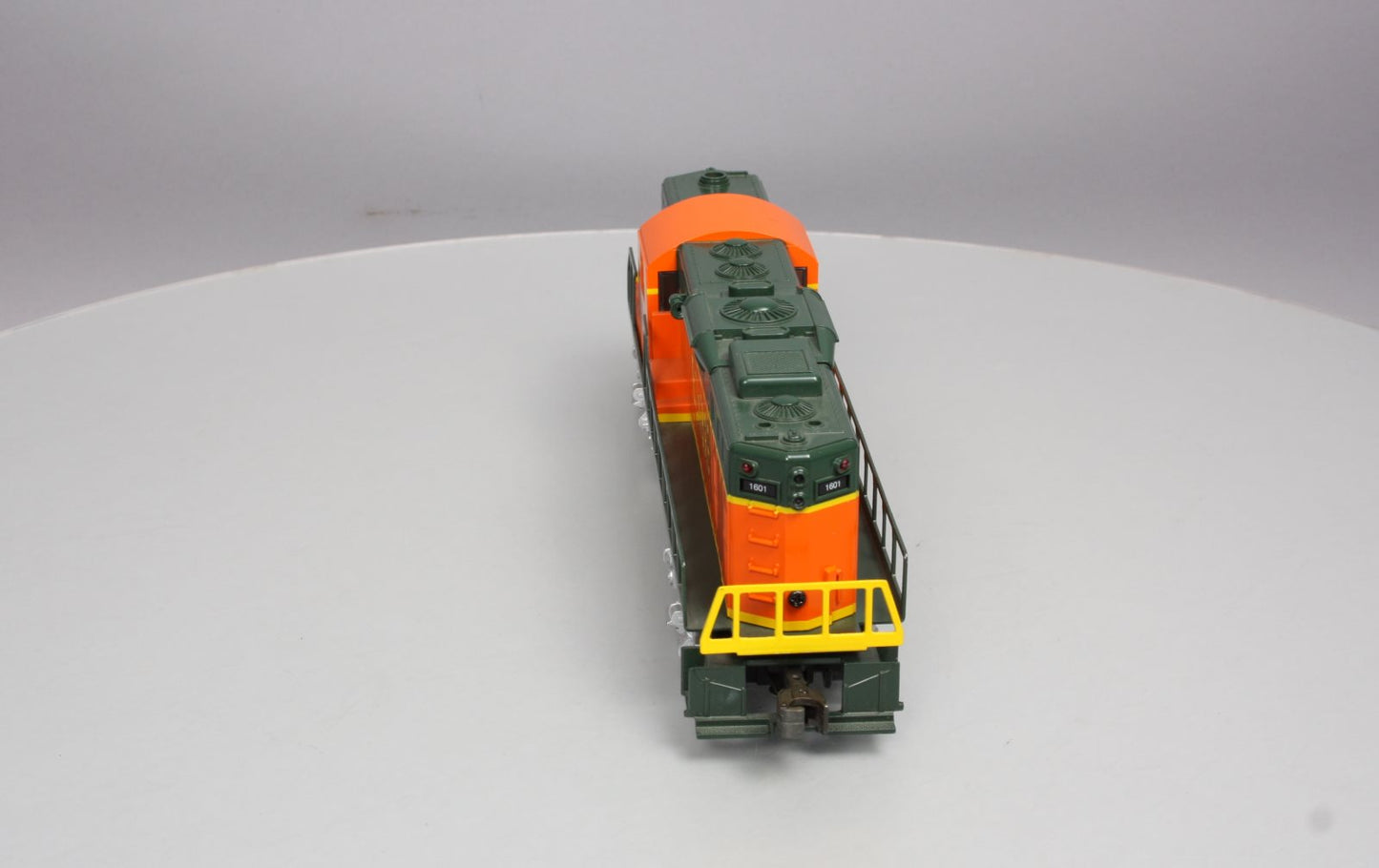 Williams GP506 O Gauge BNSF GP9 Powered Diesel #1601 EX/Box