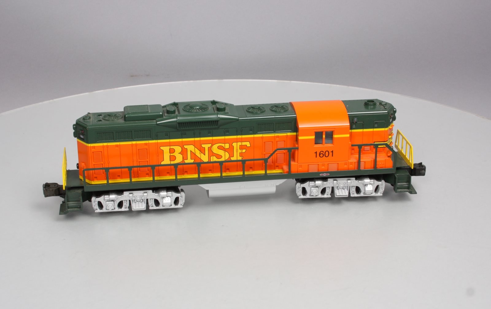 Williams GP506 O Gauge BNSF GP9 Powered Diesel #1601 EX/Box