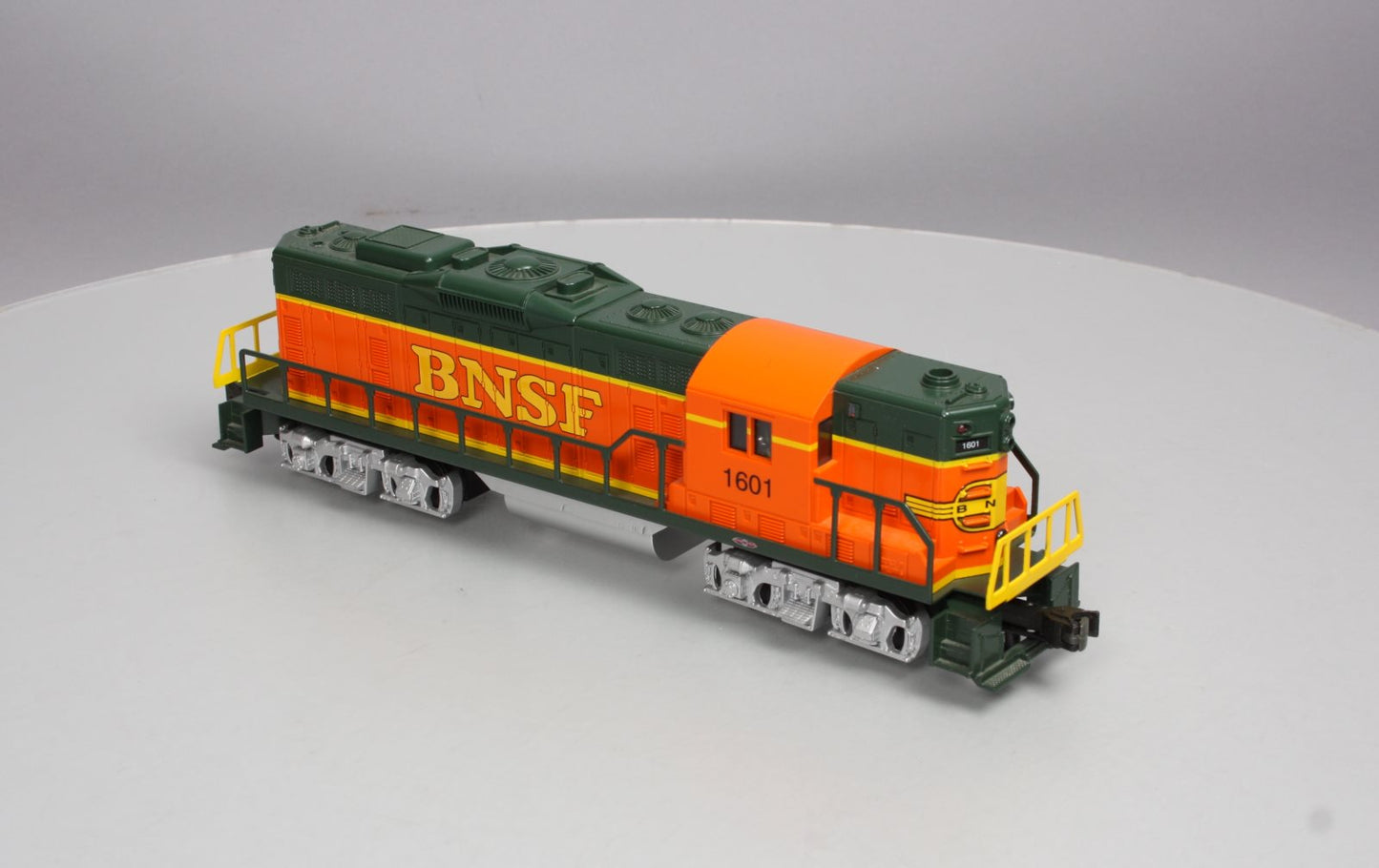 Williams GP506 O Gauge BNSF GP9 Powered Diesel #1601 EX/Box