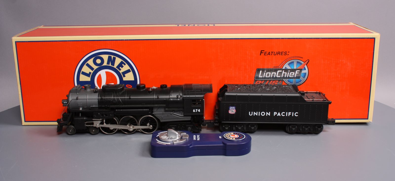 Lionel 6-81303 O Union Pacific LionChief Plus 4-6-4 Hudson Steam Locomotive #674