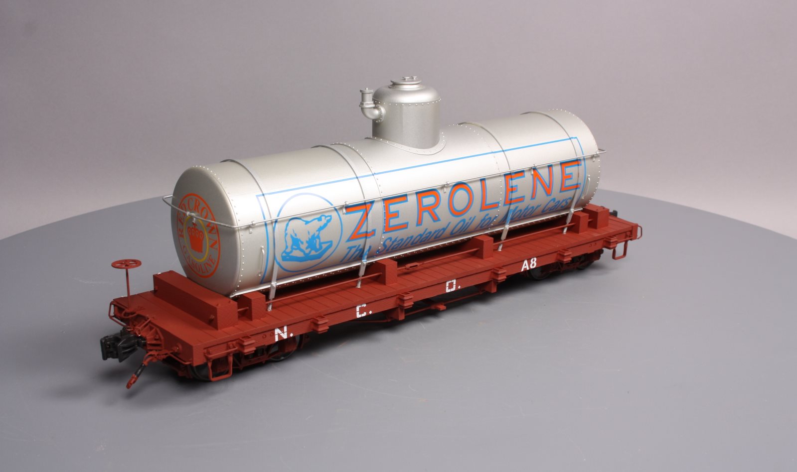 AMS AM208-01 1:20.3 Scale (NG) N.C.O. Zerolene Tank Car #A8 - Metal Wheels LN/Box