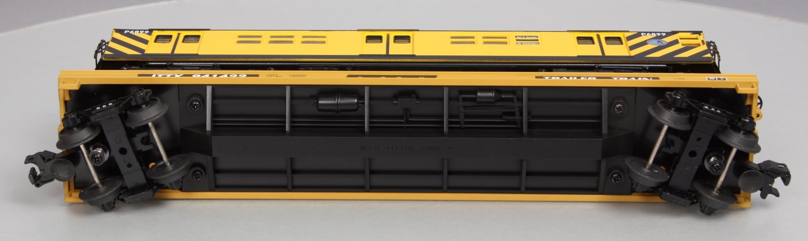 MTH 20-98365 O Gauge MTA Flatcar #941422 with R-17 Subway Car LN/Box