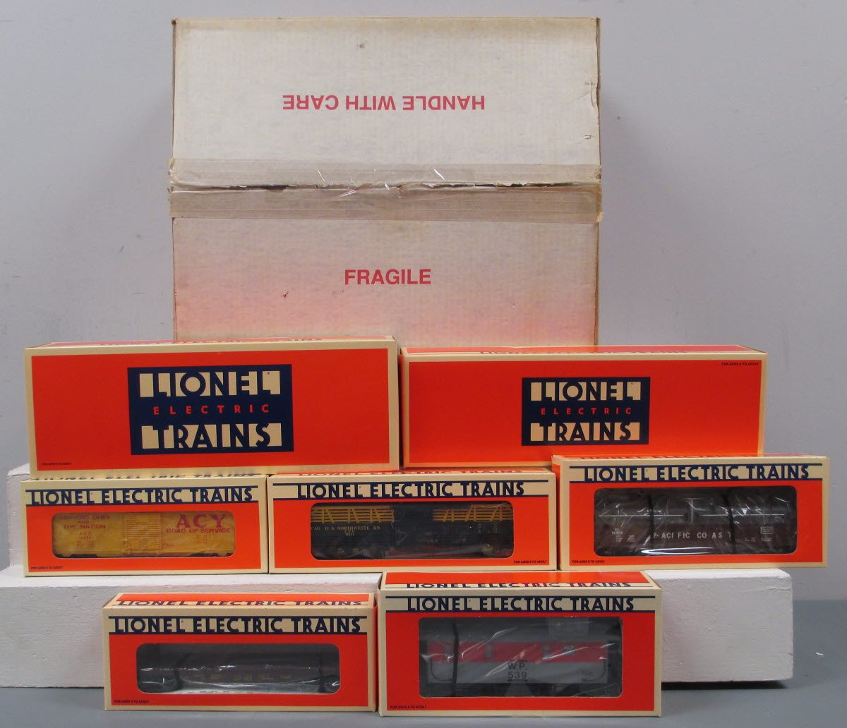 Lionel 6-11733 O Gauge Western Pacific Feather River Special Diesel Train Set NIB