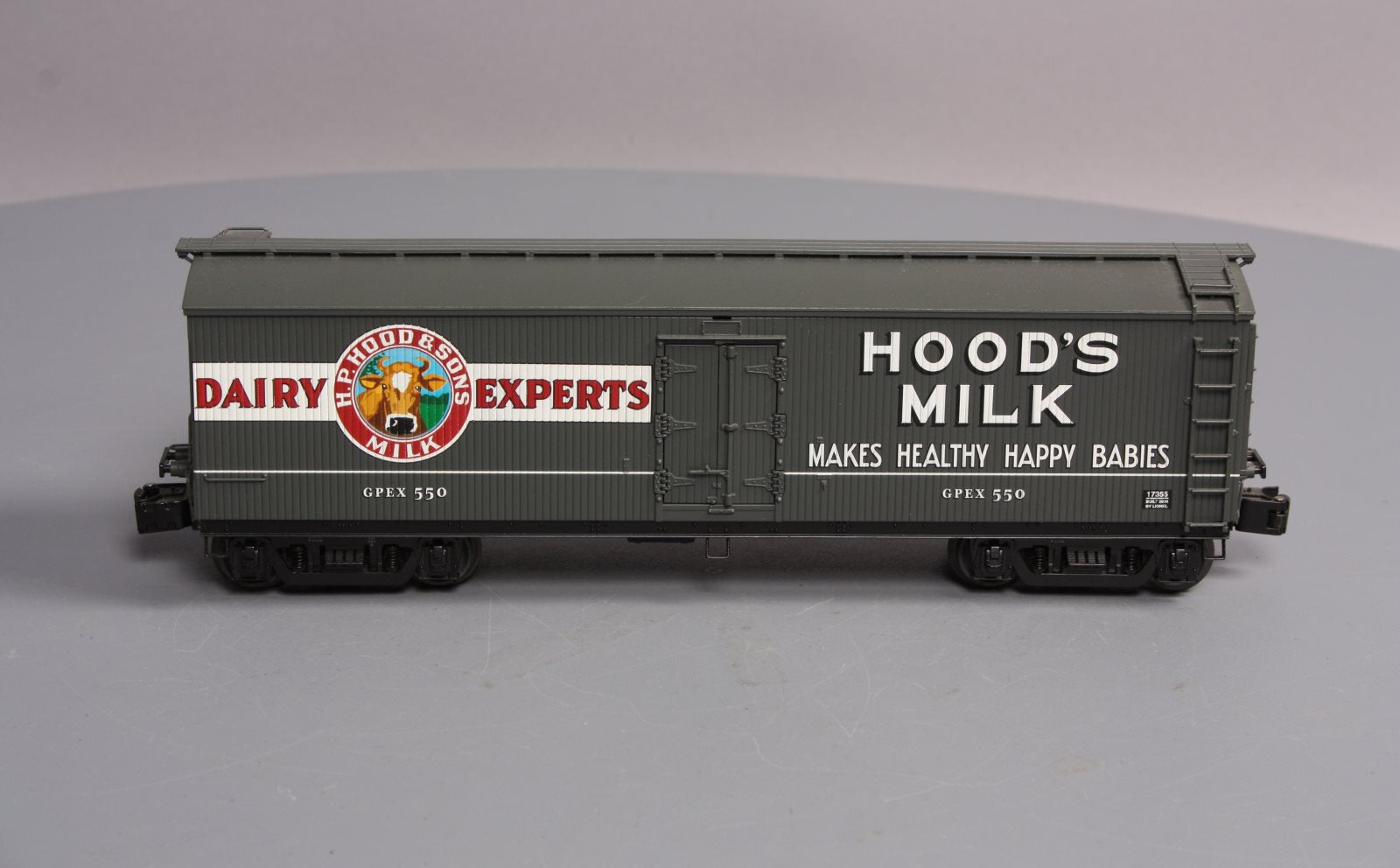 Lionel 6-17355 O Gauge Hood's Milk Car #550 LN