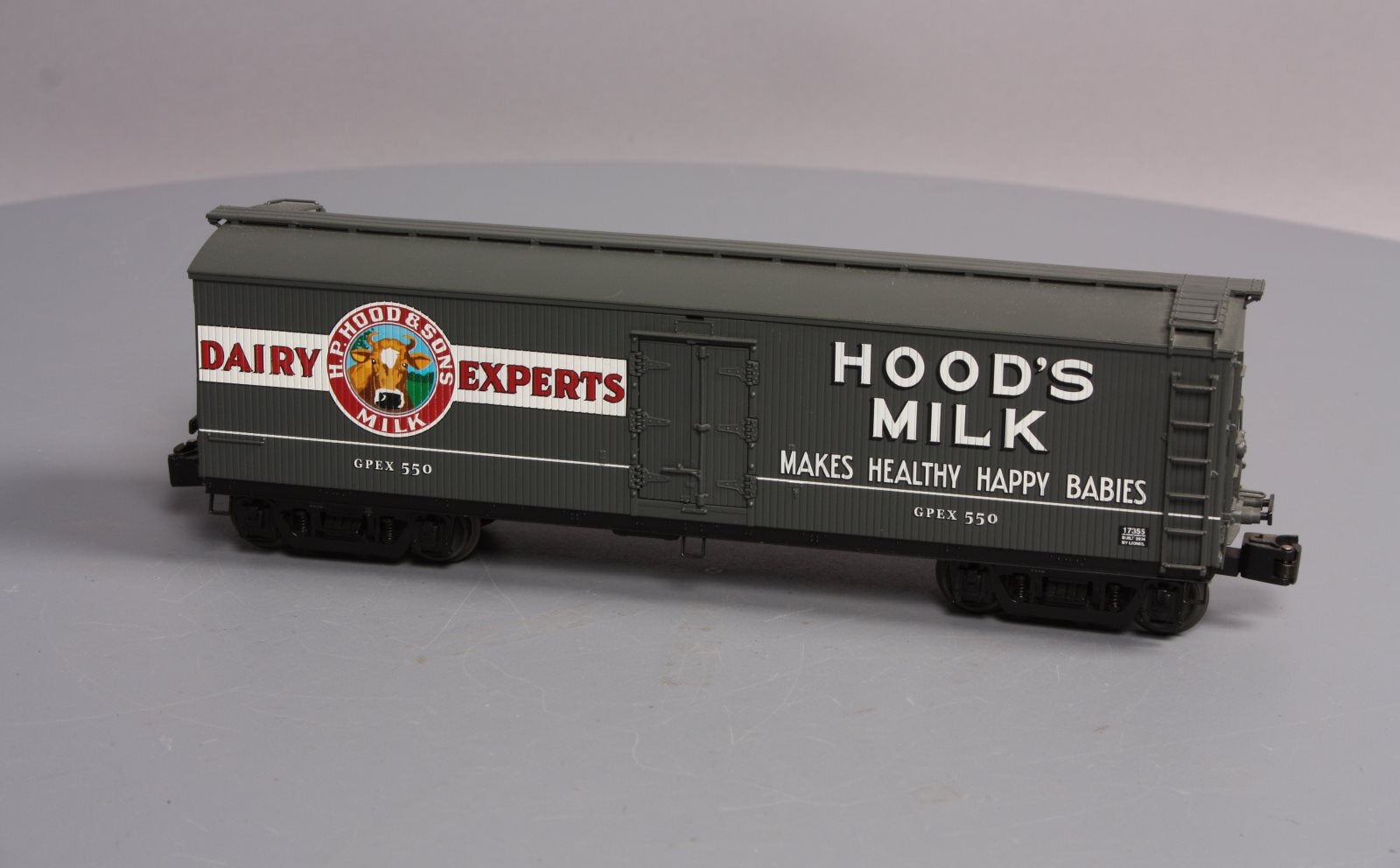 Lionel 6-17355 O Gauge Hood's Milk Car #550 LN