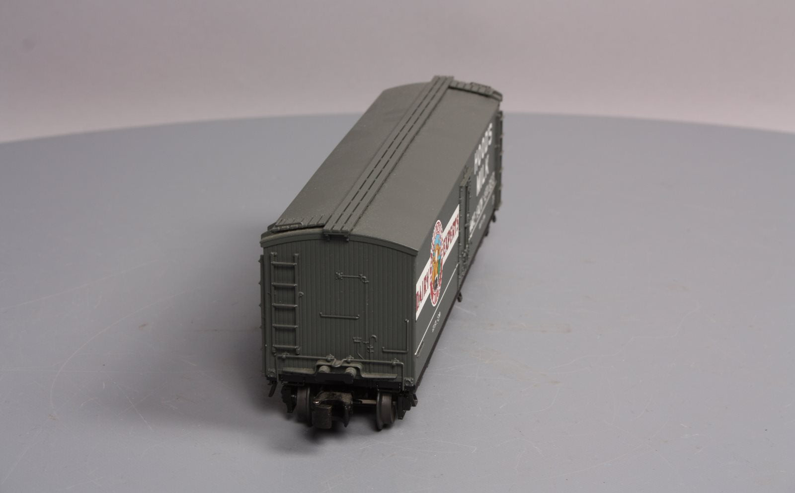 Lionel 6-17355 O Gauge Hood's Milk Car #550 LN