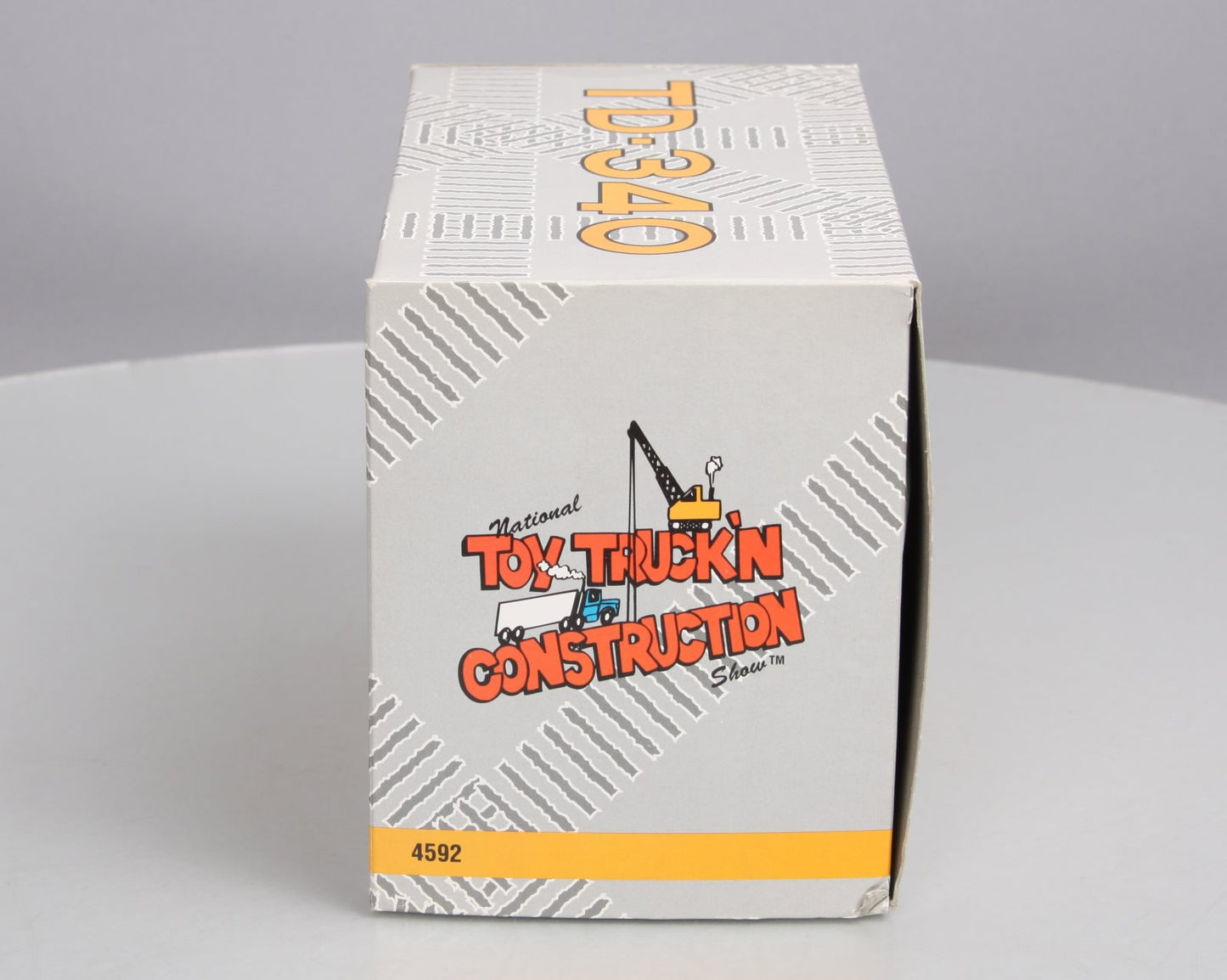 Ertl 4592 1:16 Scale Die-Cast NTTCS International TD-340 Crawler MT/Box