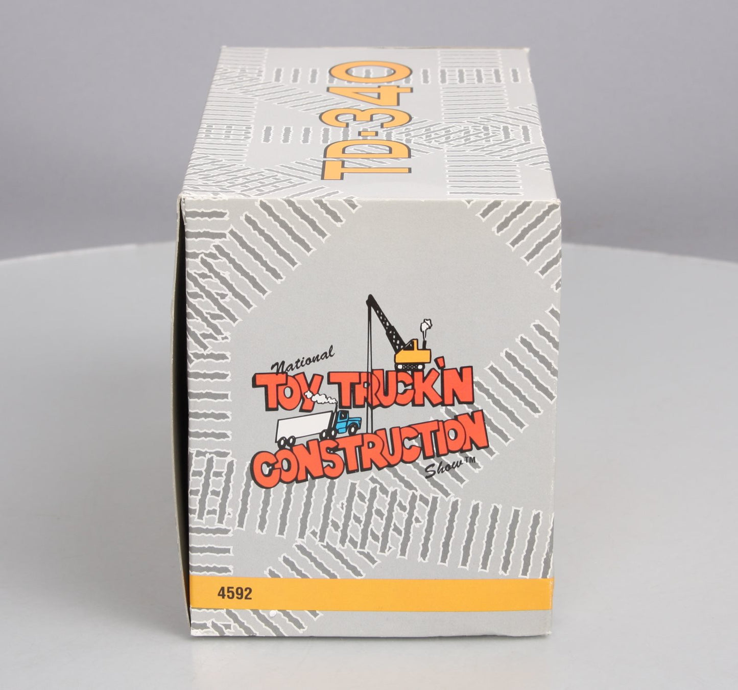 Ertl 4592 1:16 Scale Die-Cast NTTCS International TD-340 Crawler MT/Box