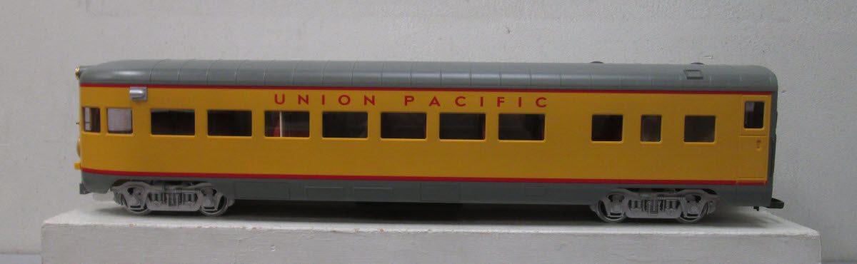 LGB 31590 Union Pacific Long Observation Passenger Car - Metal Wheels EX/Box